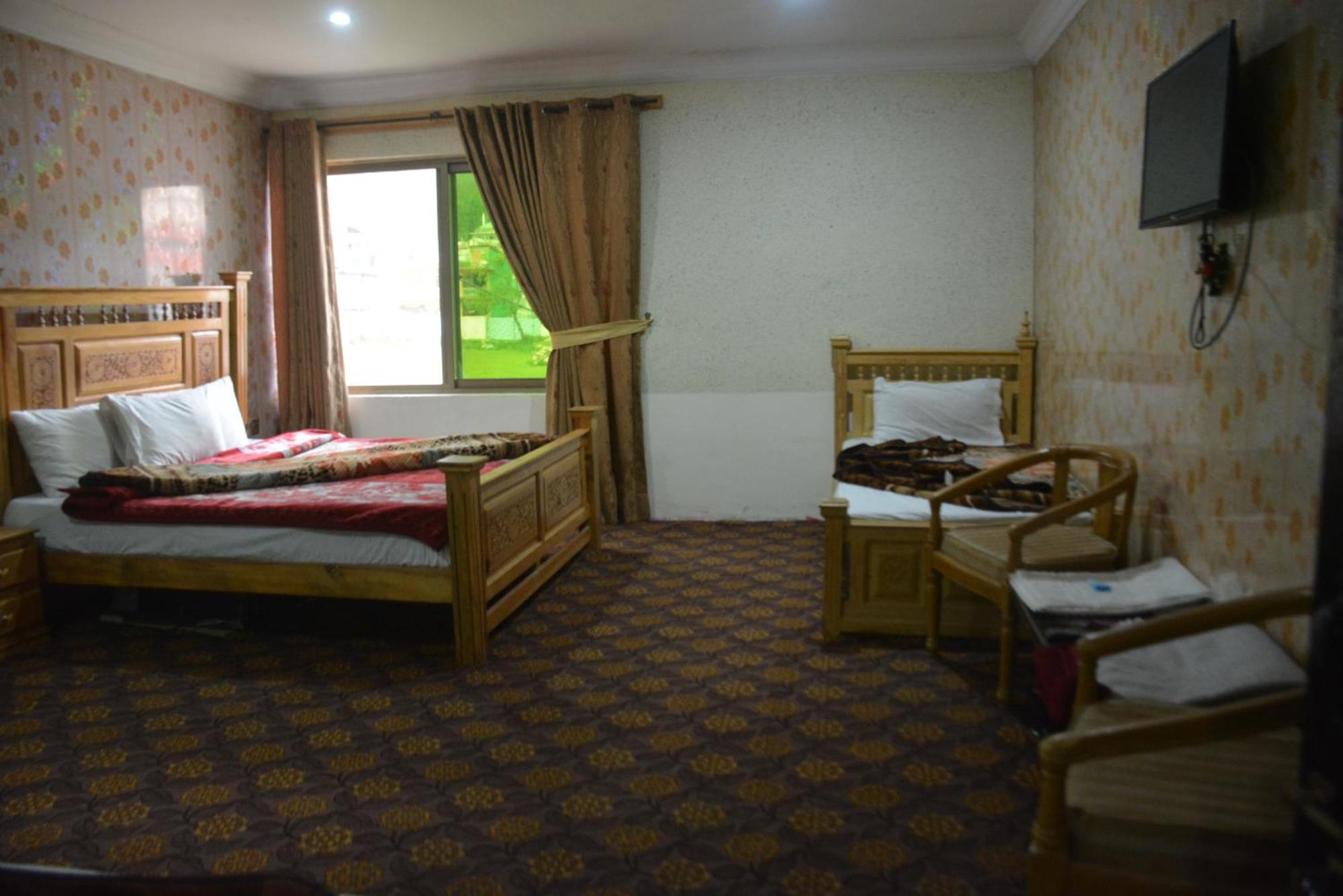 Hotel Pine Hills, Naran Eksteriør billede